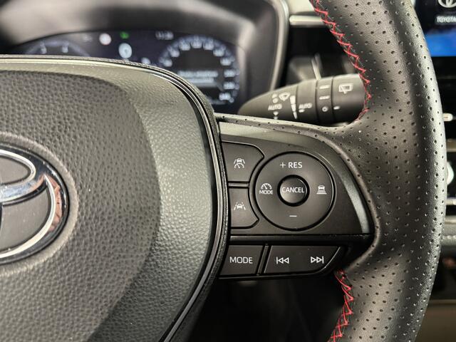 Toyota COROLLA Touring Sports Hybrid 140 GR Sport | Demo | BSM | Parkeersensoren voor/achter | Stoelverwarming | Apple/Android |