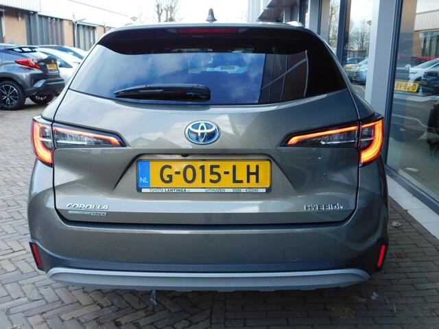 Toyota COROLLA Touring Sports 1.8 Hybrid Trek