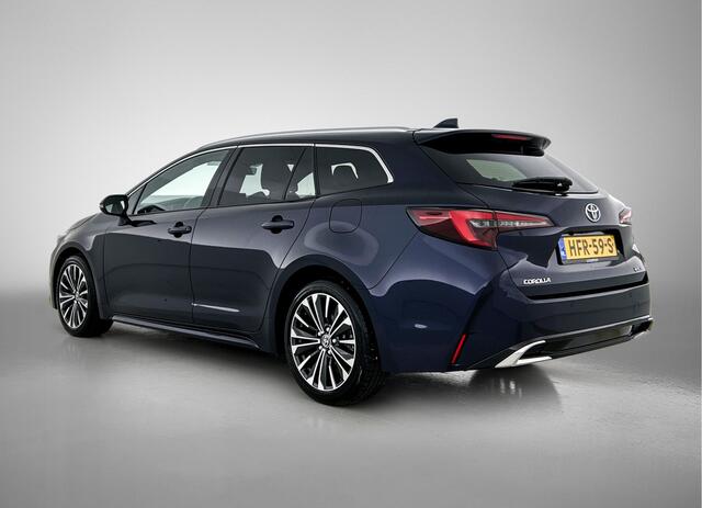 Toyota COROLLA Touring Sports Hybrid 140 Dynamic | Parkeersensoren Voor en Achter | Voorstoelen Verwarmd | Draadloze Telefoon Lader |