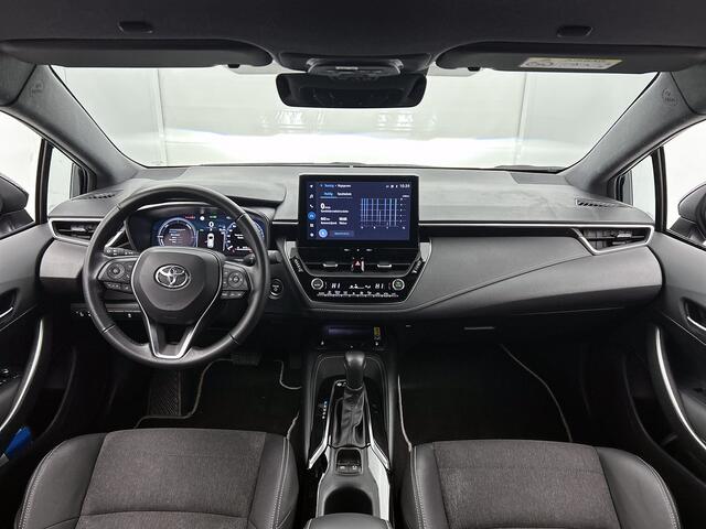 Toyota COROLLA Touring Sports Hybrid 140 Dynamic | Parkeersensoren Voor en Achter | Voorstoelen Verwarmd | Draadloze Telefoon Lader |