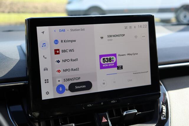 Toyota COROLLA Hybrid 140 Dynamic Limited, Stuurverwarming Stoelverwarming, Parkeersensoren.