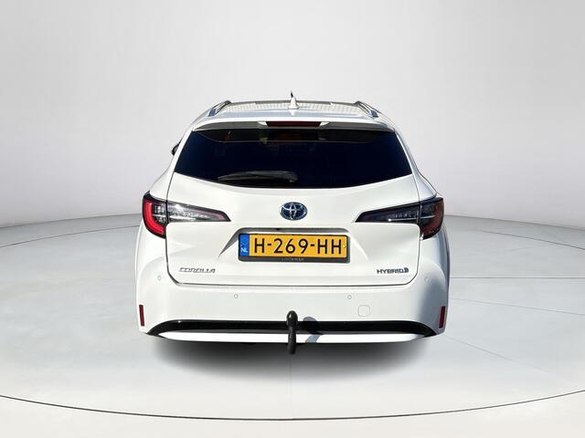 Toyota COROLLA Touring Sports 1.8 Hybrid Executive **DODEHOEK DETECTIE/ TREKHAAK/ STOELVERWARMING/ PARKEERSENSOREN**