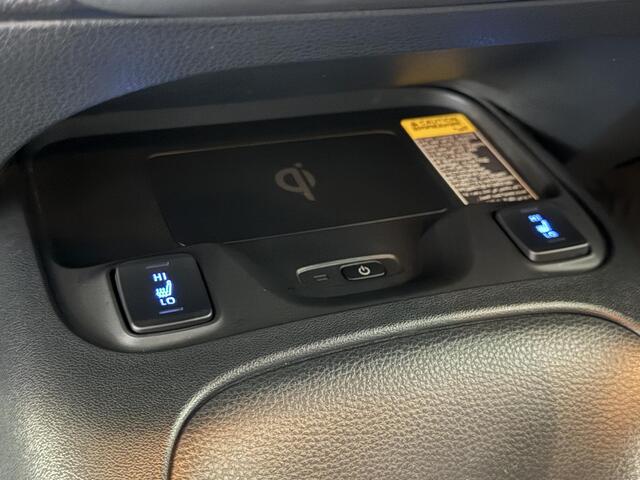 Toyota COROLLA 1.8 Hybrid TeamD | CAMERA | STOEL/STUUR VERWARMING