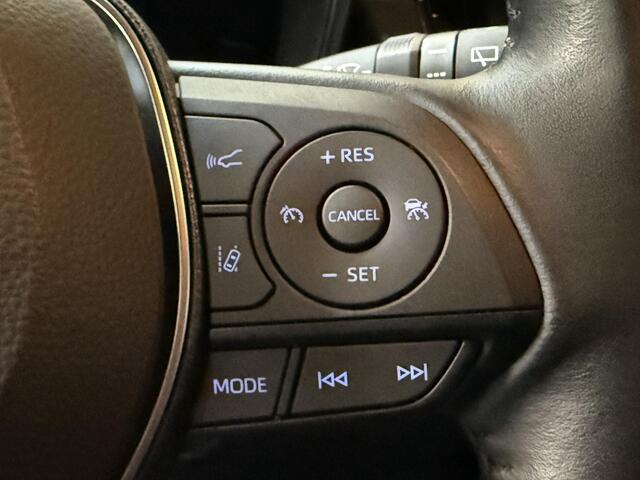 Toyota COROLLA 1.8 Hybrid TeamD | CAMERA | STOEL/STUUR VERWARMING