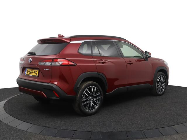 Toyota COROLLA Cross Hybrid 140 Style | leder / Stof bekleding | Stoelverwarming | Electrische achterklep |