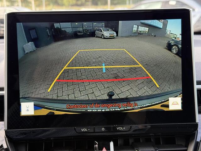 Toyota COROLLA Cross 2.0 High Power Hybrid First Edition **STOELVERWARMING/ DODEHOEK DETECTIE/ ELEKTRONISCHE ACHTERKLEP**