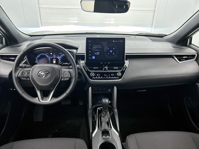 Toyota COROLLA Cross Hybrid 140 Style