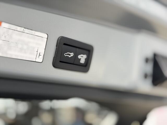 Toyota COROLLA Cross Hybrid 140 Dynamic | GEEN AFLEVERKOSTEN | Elektrische achterklep, Apple/Android, Draadloze telefoonlader