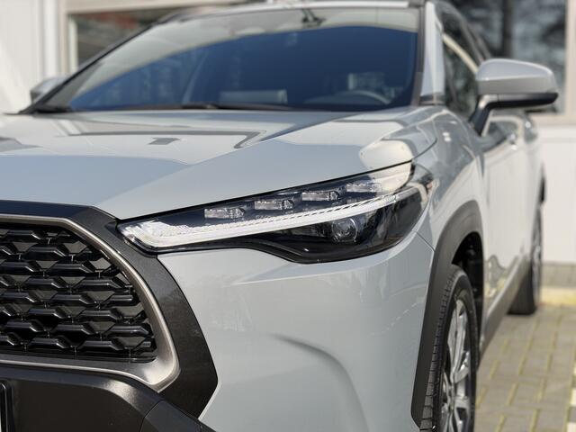 Toyota COROLLA Cross Hybrid 140 Dynamic | GEEN AFLEVERKOSTEN | Elektrische achterklep, Apple/Android, Draadloze telefoonlader