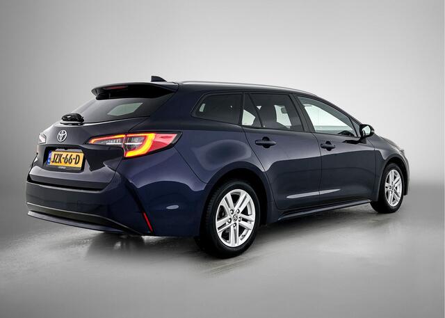 Toyota COROLLA Touring Sports 1.8 Hybrid Dynamic | Elektrische achterklep | Winterpakket | Keyless Entry |