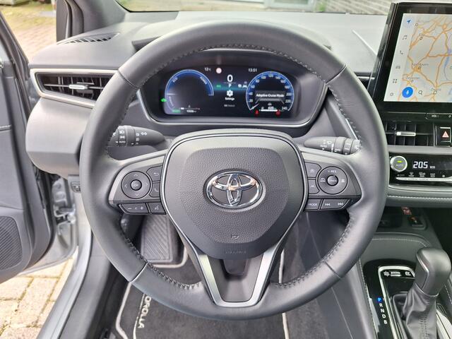 Toyota COROLLA Touring Sports 1.8 Hybrid 140 First Edition NL Auto Navi Parkeersensoren Clima Keyless Cruise