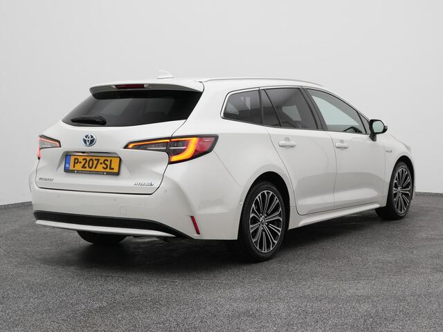 Toyota COROLLA Touring Sports 1.8 Hybrid Executive | CAMERA | ADAPTIVE | STOELVERWARMING