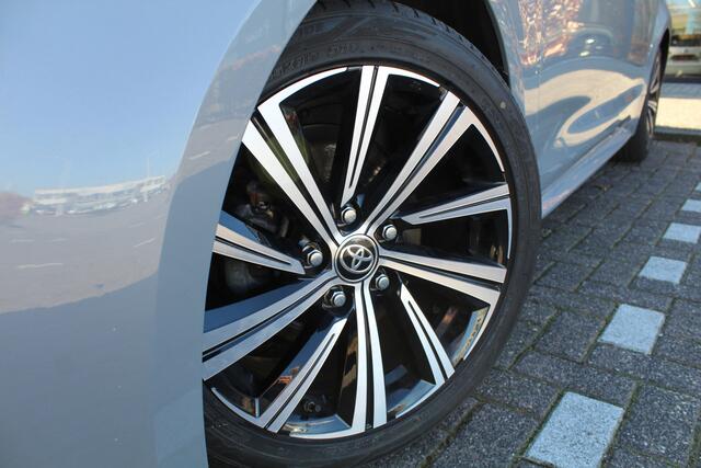 Toyota COROLLA Touring Sports 1.8 Hybrid Dynamic Bi-Tone | Rijklaar | Head Up | Apple/Android | Cruise | Climate Control | DAB | Keyless | Elek klep