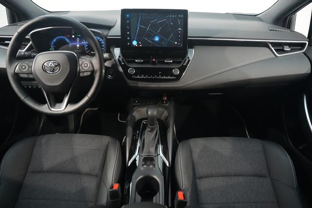 Toyota COROLLA Touring Sports Hybrid 200 | 196 PK | ? NAVI ? ADAP.CRUISE ? CAMERA ? CARPLAY ? STUUR & STOEL VERWARMING