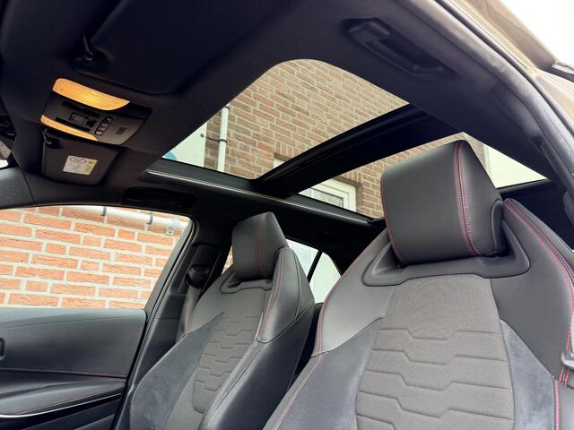 Toyota COROLLA 1.8 Hybrid Executive *Panorama-dak*