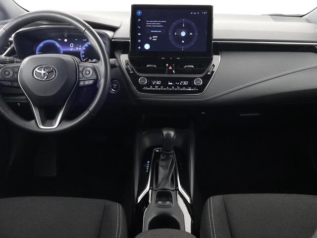 Toyota COROLLA Touring Sports HYBRID 140 BI-TONE ACTIVE GARANTIE TOT 06-2033 NAVIGATIE . ACHTERUITRIJ CAMERA . KEYLESS START