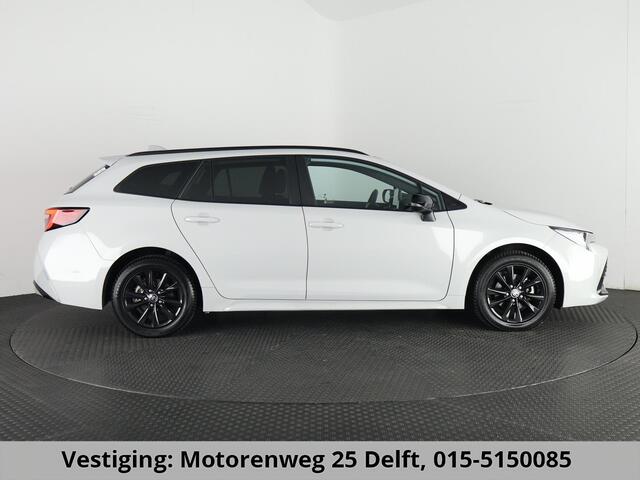 Toyota COROLLA Touring Sports Hybrid 140 Business Bi-Tone PAS 25.228 KM!!!! STOEL -EN STUURVERWARMING . CAMERA . APPLE CARPLAY & ANDROID AUTO