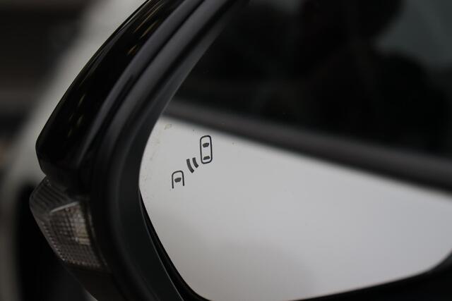 Toyota COROLLA Touring Sports 2.0 Hybrid GR-Sport Plus, Head Up Display