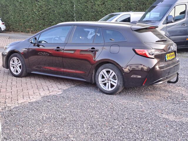 Toyota COROLLA Touring Sports 1.8 Hybrid Active Trekhaak, Camera, Stoelverwarwarming,