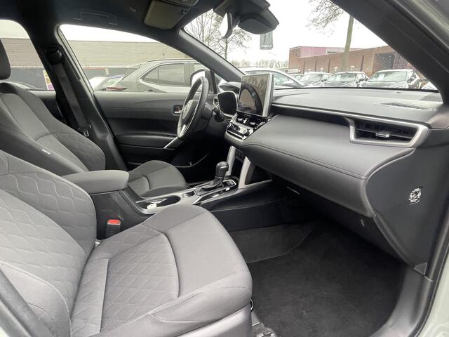 Toyota COROLLA Cross Hybrid 140 Style