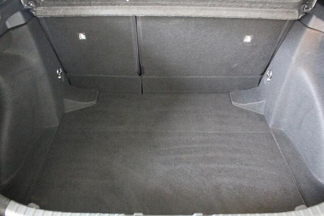 Toyota COROLLA 1.8 Hybrid Dynamic Navigatie | Parkeercamera | Stoelverwarming | Cruise Control