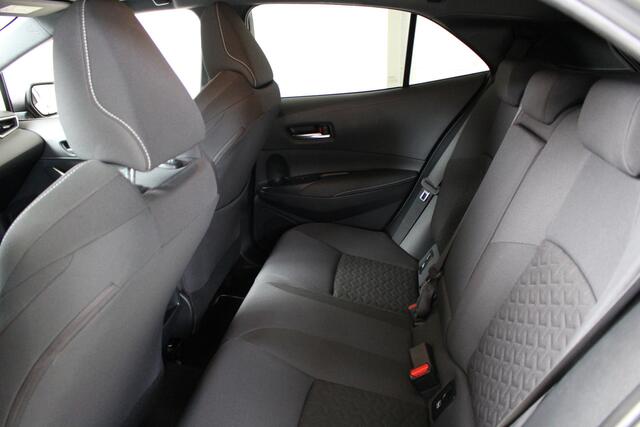 Toyota COROLLA 1.8 Hybrid Dynamic Navigatie | Parkeercamera | Stoelverwarming | Cruise Control