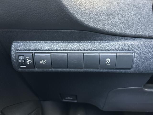 Toyota COROLLA Touring Sports 1.8 Hybrid Business Plus | 1e Eigenaar | Keyless entry | Trekhaak | Stoelverwarming | Lane assist | Camera