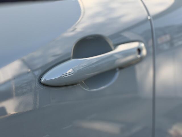 Toyota COROLLA Cross Hybrid 140 Style | GEEN AFLEVERKOSTEN | Parkeersensoren V+A, Dodehoekdetectie, Elektrische achterklep