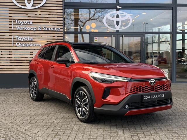 Toyota COROLLA Cross Hybrid 180 Dynamic Panoramadak / EXTRA INRUIL VOORDEEL ¤ 1500,--