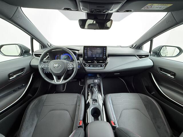 Toyota COROLLA 2.0I 184 PK Hybride AUT. Trekhaak Pano-Dak Camera Adaptive-Cruise Apple Carplay Android Stoel+Stuurverwarming Navi* Ecc JBL®-Audio Pdc Executive Lmv Led Privacy Glas Lane Assist Regen-Lichtsensor Keyless Draadloze lader Voorruit Verwarmbaar Dodehoekdetect