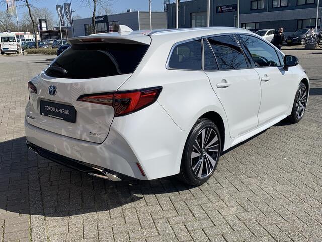 Toyota COROLLA Hybrid 140 Dynamic EXTRA INRUILVOORDEEL ¤ 2.000,--