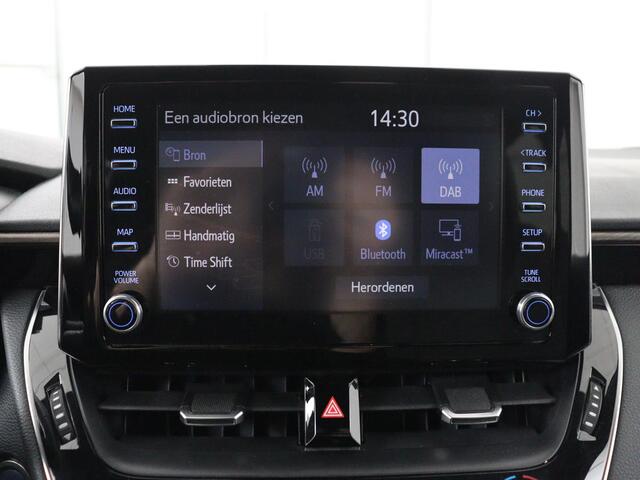 Toyota COROLLA Touring Sports 2.0 Hybrid Style | Stoelverwarming | Cruise Control | Navigatie | Camera | Carplay | Full LED | DAB | Climate control
