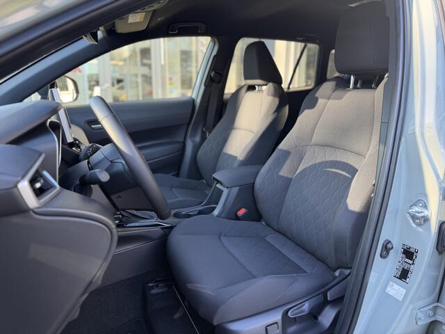 Toyota COROLLA Cross Hybrid 140 Style | GEEN AFLEVERKOSTEN | Parkeersensoren V+A, Dodehoekdetectie, Elektrische achterklep