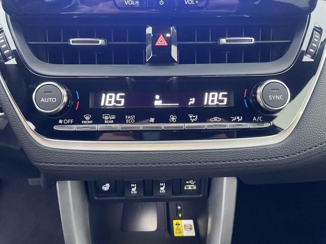 Toyota COROLLA Cross Hybrid 200 Dynamic | Navigatie | Apple CarPlay/Android auto | Achteruitrijcamera | Stoel en Stuurverwarming