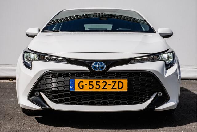 Toyota COROLLA 1.8 Hybrid Aut. Business Plus Stoelverwarming/ Camera/ App navigatie/ DAB+/ Adapt. cruise
