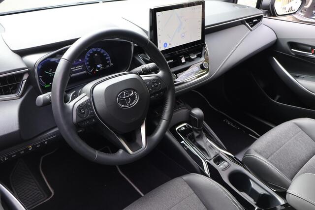 Toyota COROLLA Hybrid 200 Business Plus / Team D