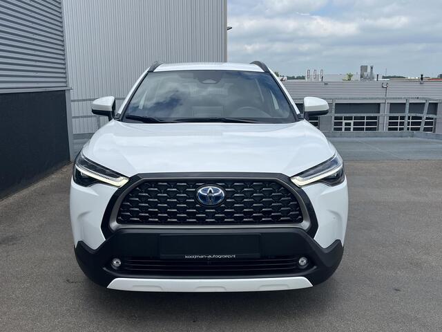Toyota COROLLA Cross Hybrid 200 Dynamic MEERDERE KLEUREN LEVERBAAR! Stoelverwarming, Navigatie, Elektrische achterklep, Achteruitrijcamera, LM velgen, Privacy glass, smart Key, All-season banden