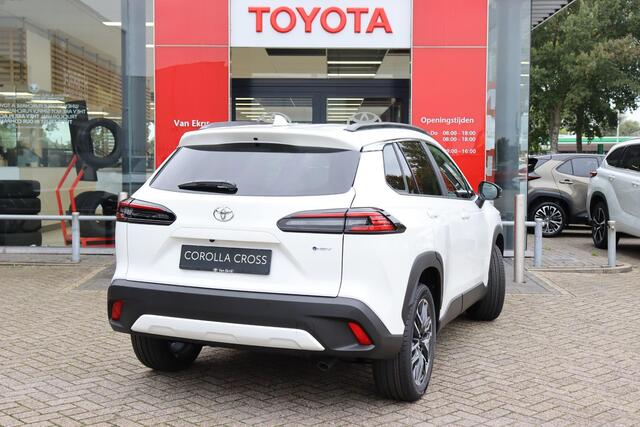 Toyota COROLLA Cross Hybrid 140 Dynamic , Nieuw en snel leverbaar (mei 2026) met ¤2.500 inruilvoordeel!