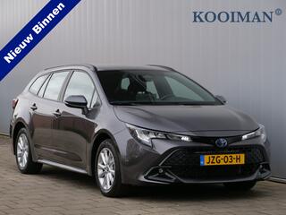 toyota-corolla-touring-sports-hybri