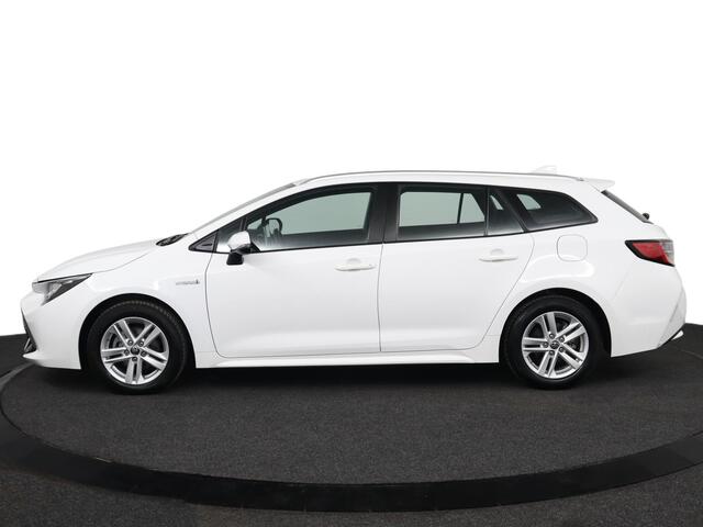 Toyota COROLLA Touring Sports 1.8 Hybrid Active | Apple Carplay/Android Auto | Trekhaak | Parkeercamera | Adaptieve Cruise-Control |