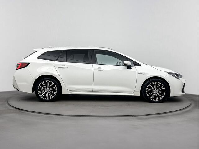 Toyota COROLLA Touring Sports 1.8 Hybrid Dynamic Style | Stuur-Stoelverwarming | PDC | Apple Carplay-Android Auto | onderweg-naar-dealer