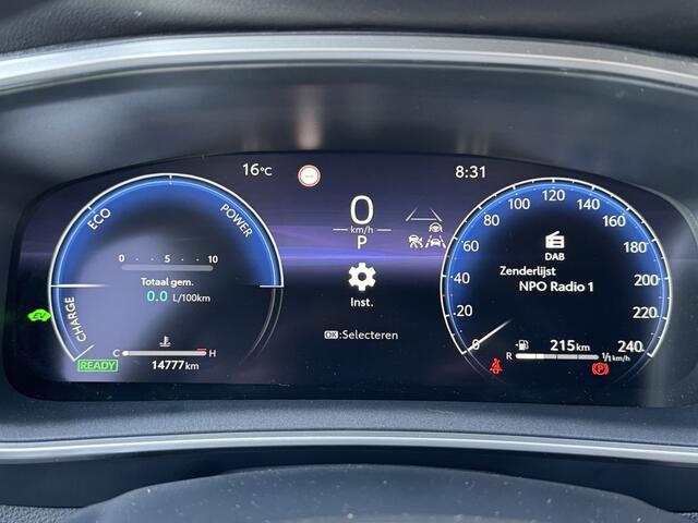 Toyota COROLLA Touring Sports Hybrid 140 Bns Plus