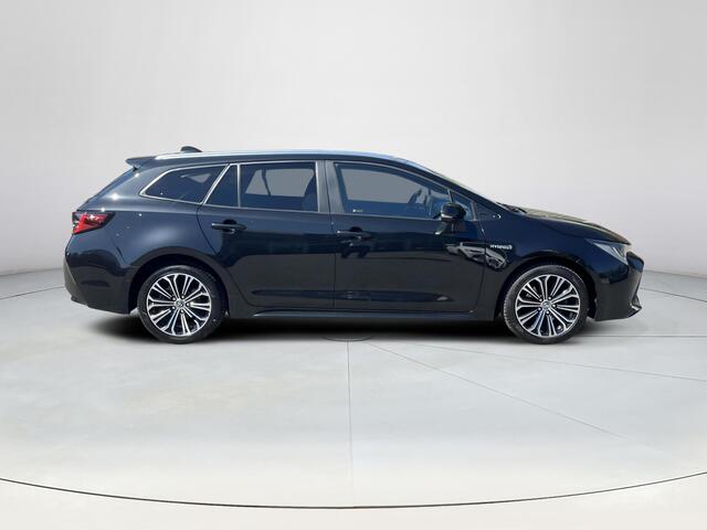 Toyota COROLLA Touring Sports 2.0 Hybrid Business Intro