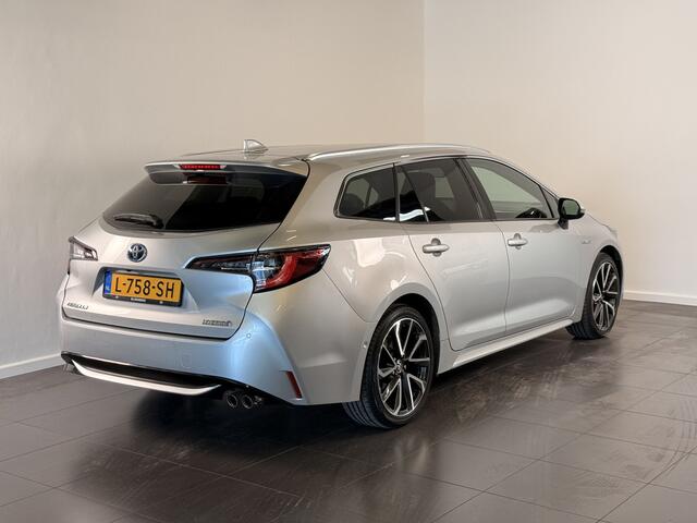 Toyota COROLLA Touring Sports 2.0 Hybrid Executive | Apple Carplay | 4 nieuwe zomerbanden |