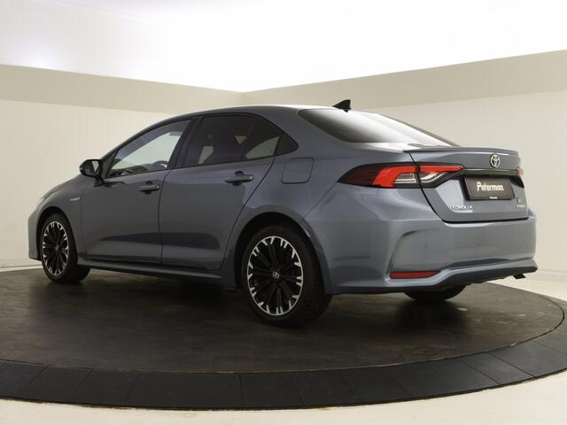 Toyota COROLLA 1.8 Hybrid GR-Sport | Parkeersensoren V+A | Stoelverwarming