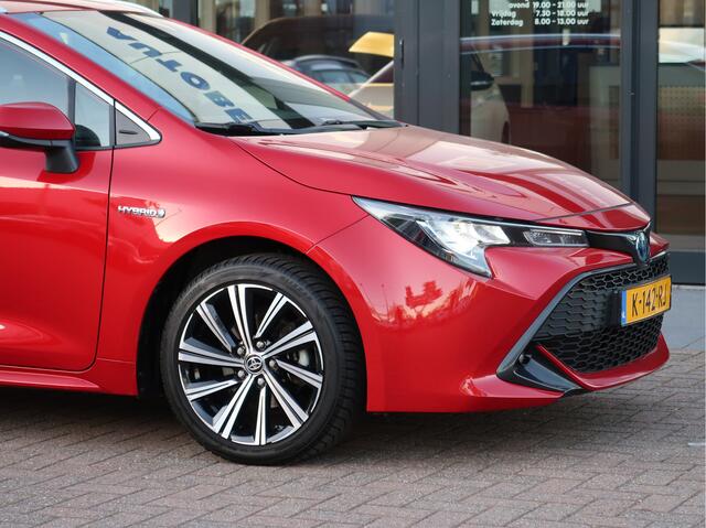 Toyota COROLLA Touring Sports 1.8 Hybrid Dynamic | trekhaak | stoelverwarm. | camera |