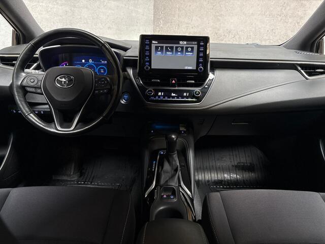 Toyota COROLLA 1.8 Hybrid Sport Automaat (VIRTUAL COCKPIT, APPLE CARPLAY, CAMERA, STOELVERWARMING, SPORTSTOELEN, ADAPTIVE CRUISE, ZWART HEMEL, NIEUWE APK, NIEUWSTAAT)
