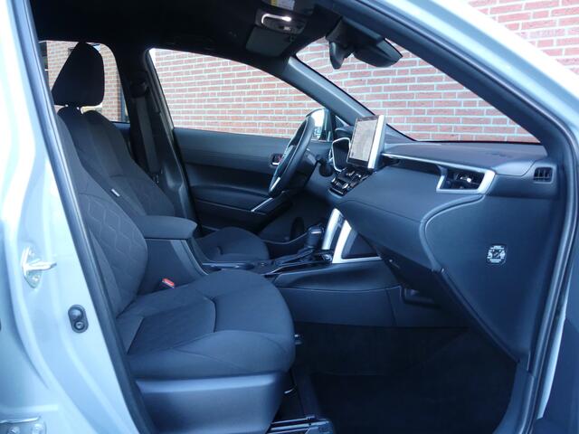 Toyota COROLLA Cross Hybrid 140 Style