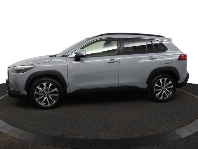 Toyota COROLLA Cross Hybrid 200 Style | Adaptive Cruise Control | Achteruitrijcamera | Apple Carplay | Android Auto | Trekhaak | Stoelverwarming | All season banden |