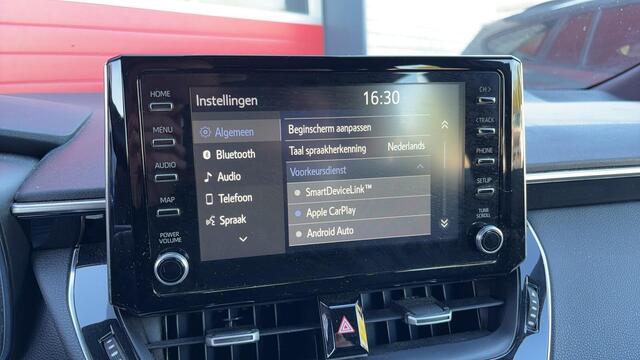 Toyota COROLLA Touring Sports 1.8 Hybrid Business CAMERA / FULL LED / CARPLAY / CLIMA / ACC / DAB+ / NL-AUTO